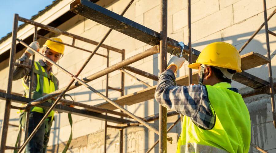 Professional gutter cleaning in Monroe, CT